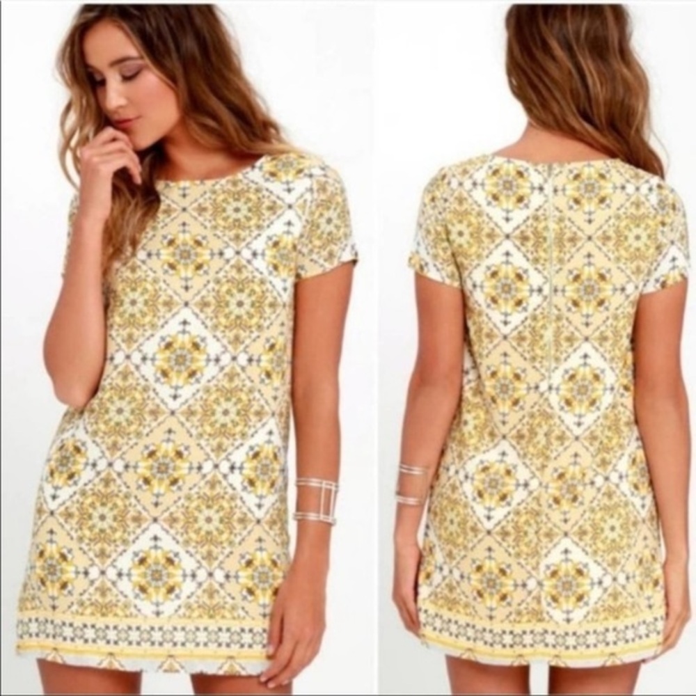 LULU'S Yellow Dandy Lion Mini Dress  Tunic Shift Mini with yellow florals Small